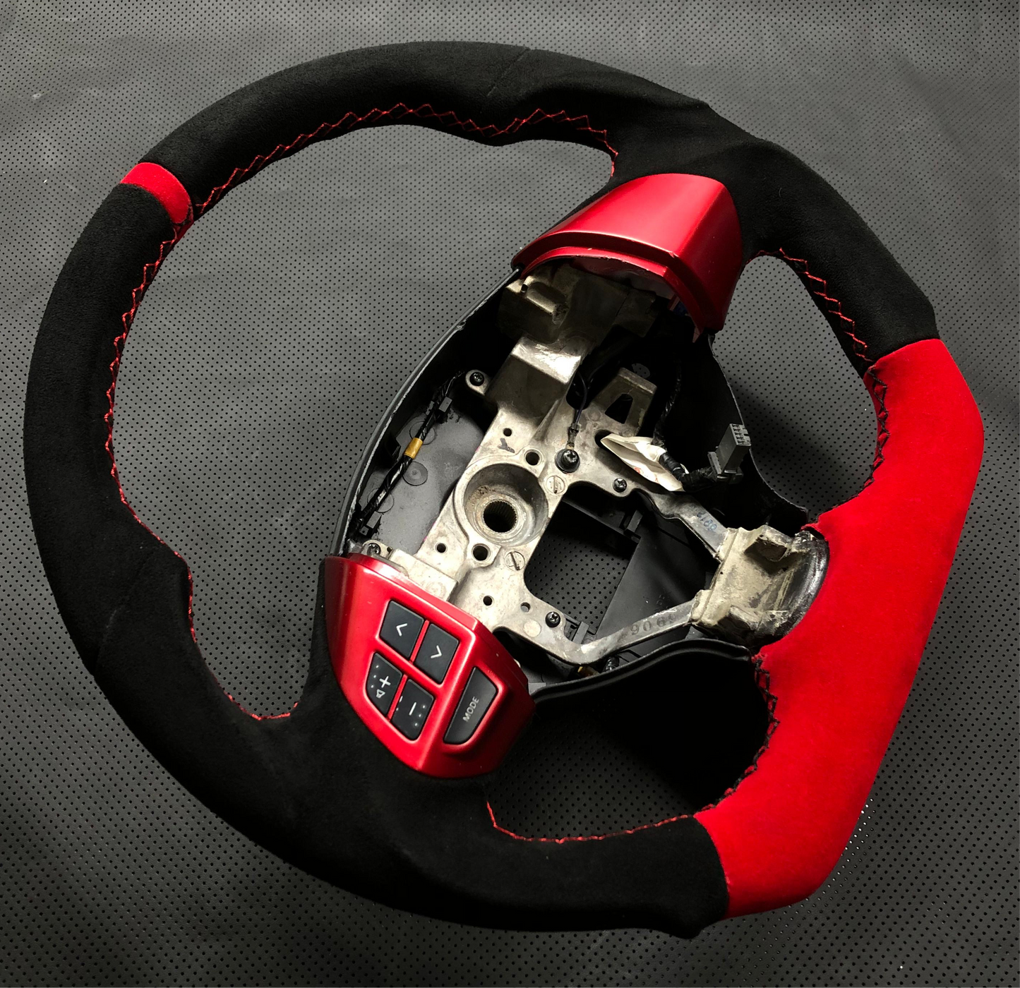 2007-2013 MITSUBISHI OUTLANDER Fresh Suede Leather Stitched Steering Wheel