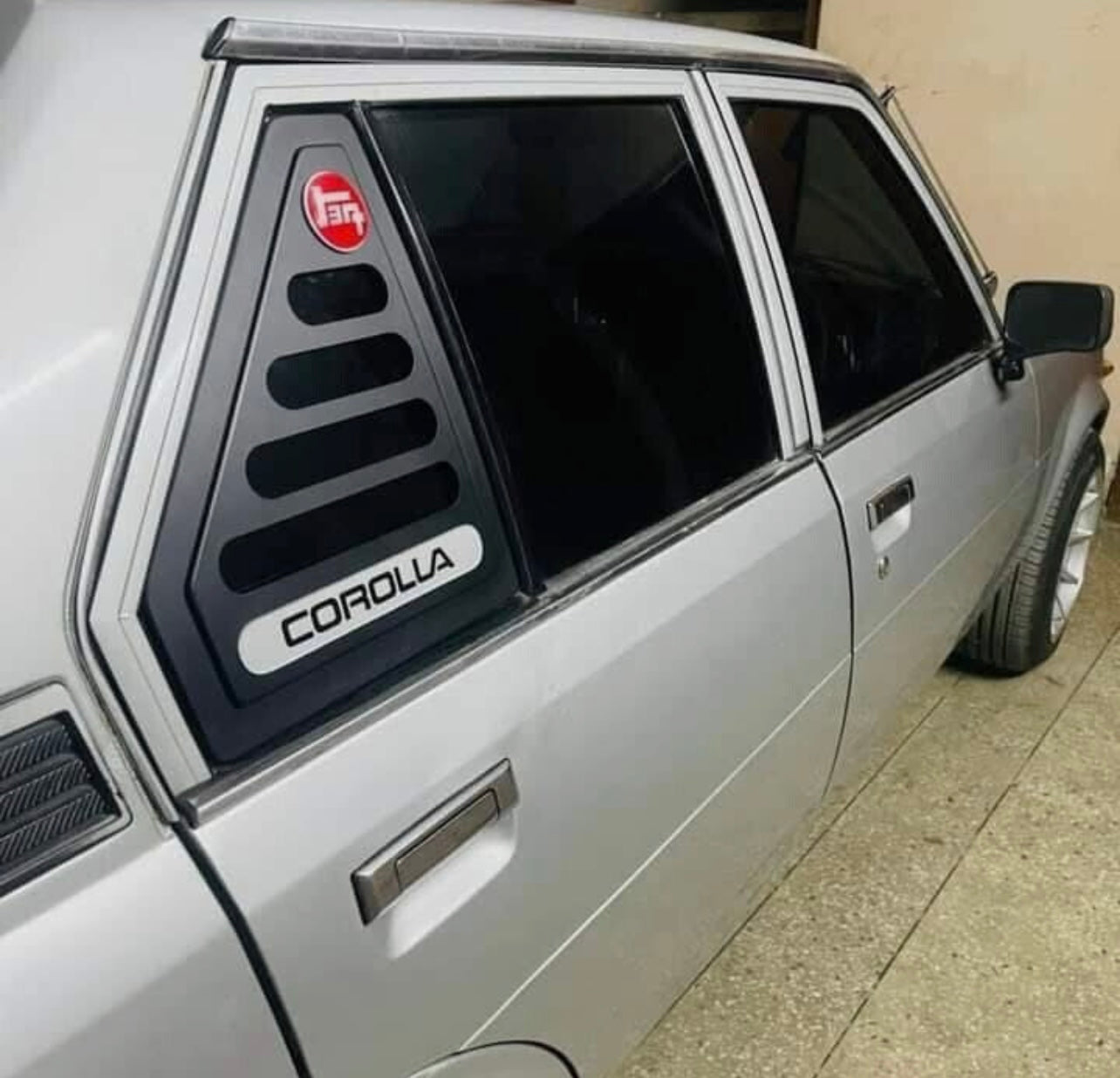 Toyota Corolla KE70 Side Quarter Louvers After Market Brand New