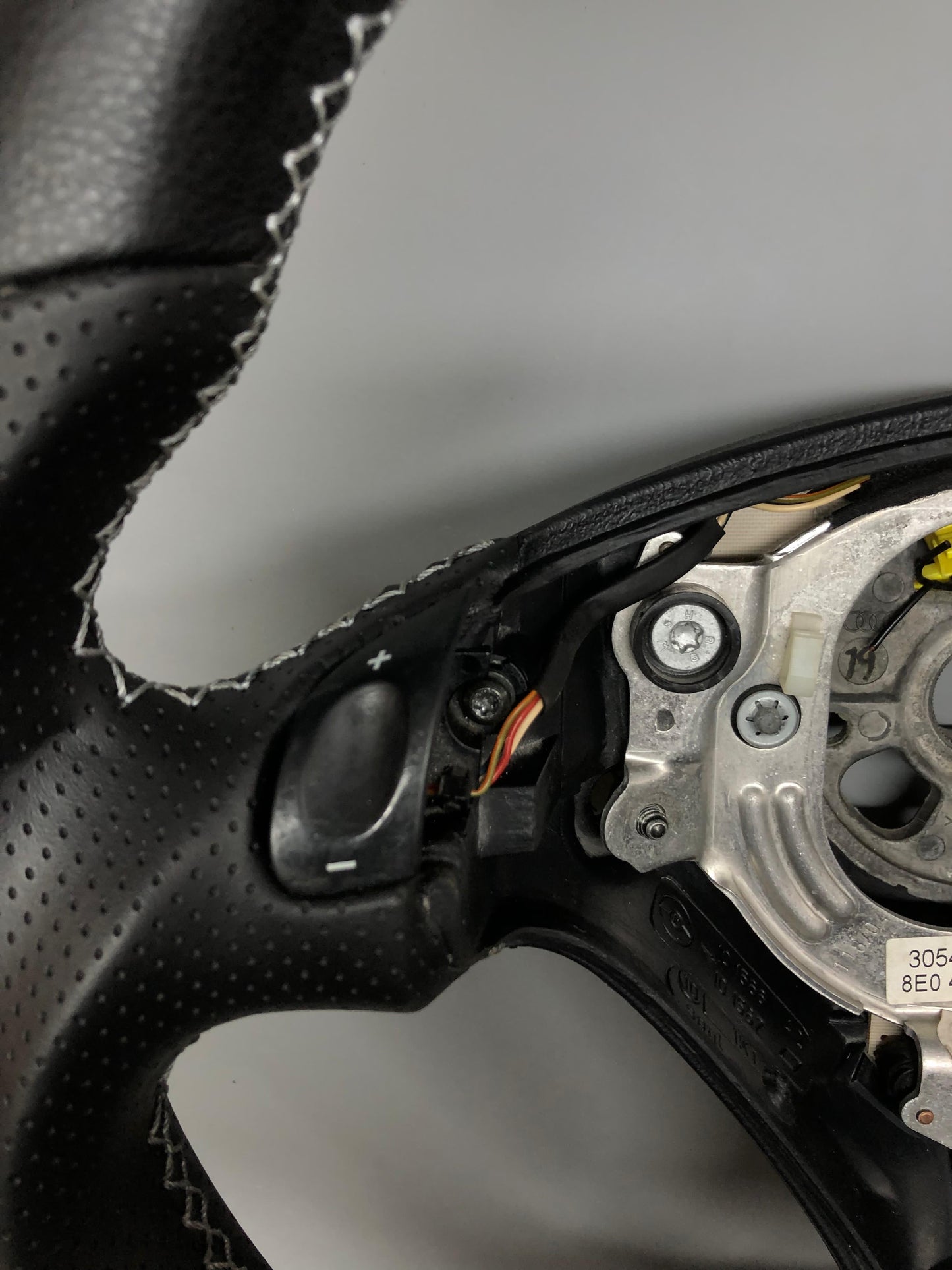 Audi A4 B6 A6 S Line Sports Flat Bottom Custom Steering Wheel