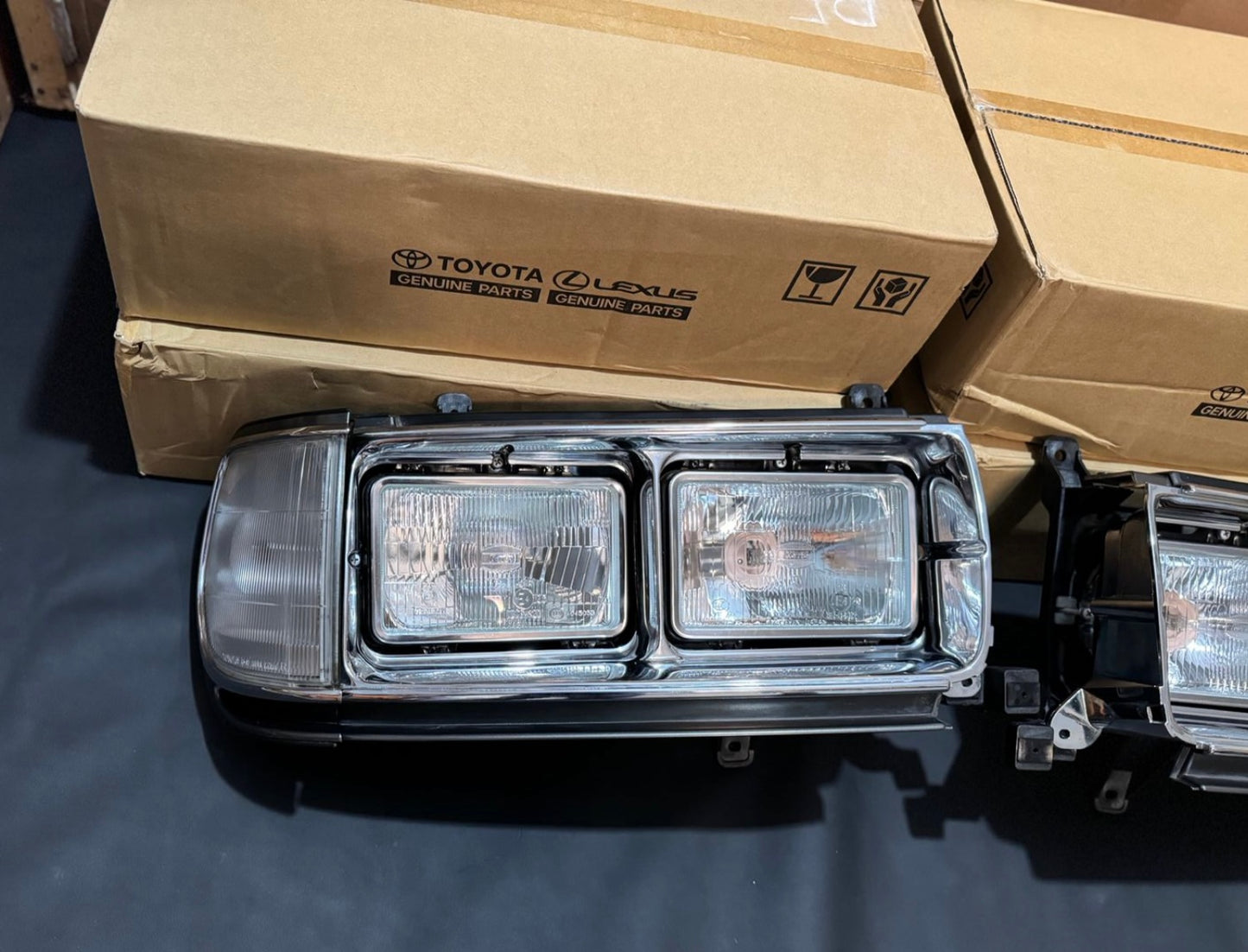 NOS Toyota Land Cruiser 80 Series Complete 4 Eye Quad Headlights Set NEW JDM
