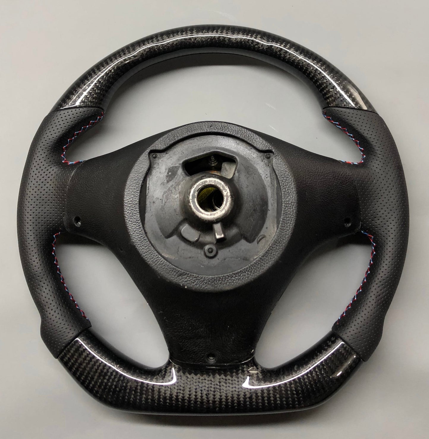 BMW 3 Series E81 E82 E90 E91
E92 Real Carbon Custom Steering Wheel