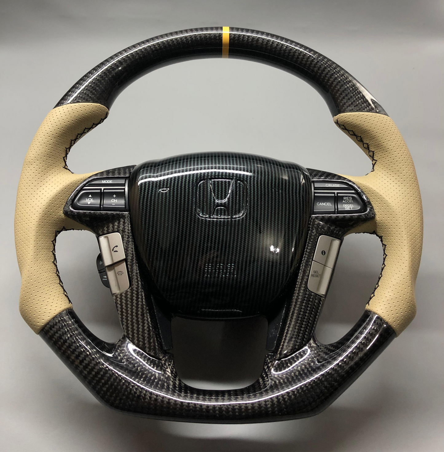 8th gen Accord 08-12 / 09-15 Pilot / 11-17 Odyssey Carbon Fiber Steering Wheel